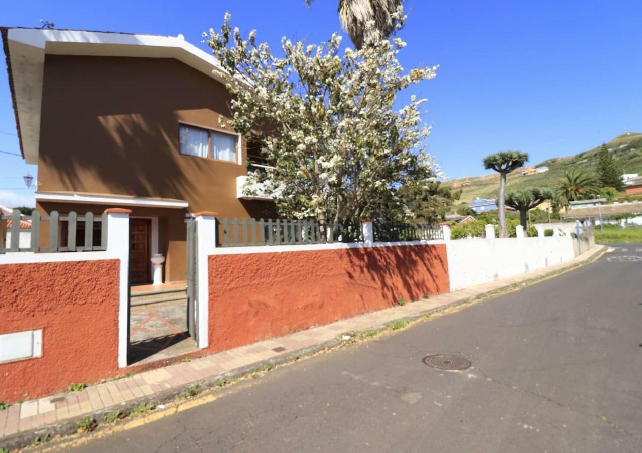 Villa Maruja La Laguna  Exteriör bild
